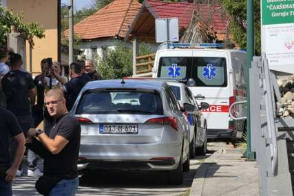 VIDEO Užas u dvorištu škole u Tuzli: Djevojčica nožem povrijedila dvije učenice
