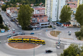 Četiri decenije čekanja konačno su iza stanovnika Hrasnice! "U 89. godini sam ovo doživio"