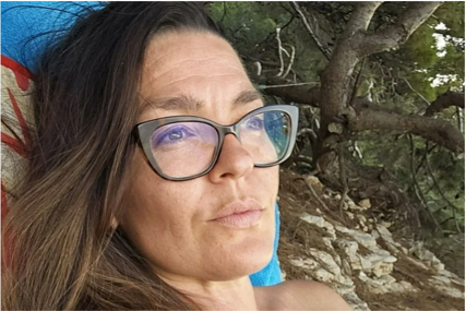 Hrvatica objavila nesvakidašnji oglas, evo šta traži za udaju: "Ljubav i hemija nisu potrebni"