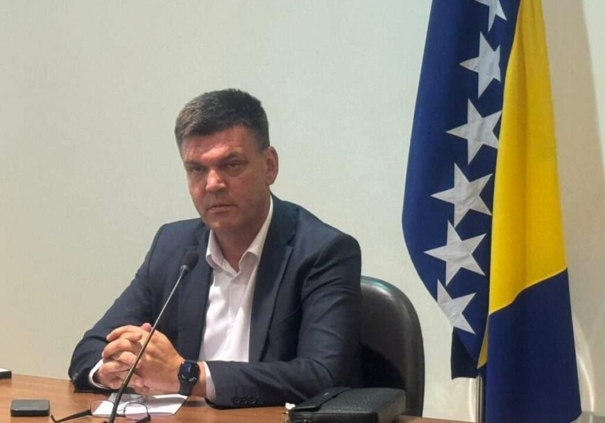 FOTO: HDZ 1990