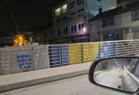 Zastave sa ljiljanima ponovo postavljene na mostu u Kiseljaku nakon incidenta (VIDEO)