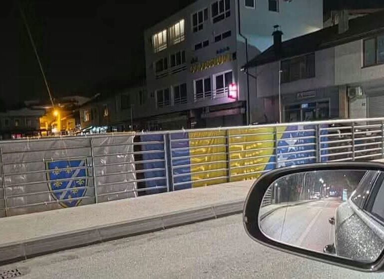 FOTO: CRNA HRONIKA