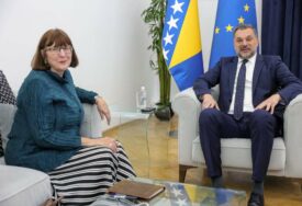 Susret Konakovića i McKen: Među temama i  smanjenje diplomatskih odnosa sa Srbijom