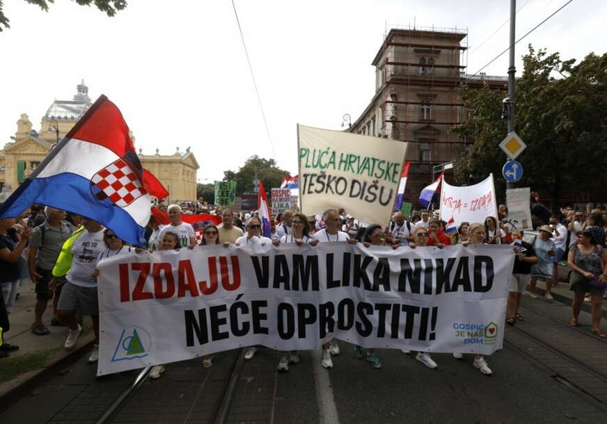 FOTO: EPA/ANTONIO BAT