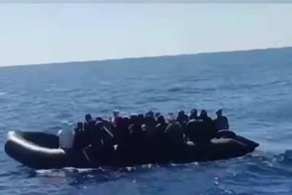 Pet mrtvih migranata nađeno na brodu kod Kanarskih ostrva