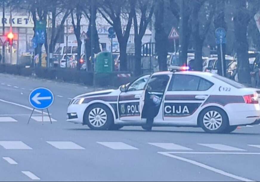 FOTO: CH/VOZAČ POBJEGAO SA MJESTA NESREĆE