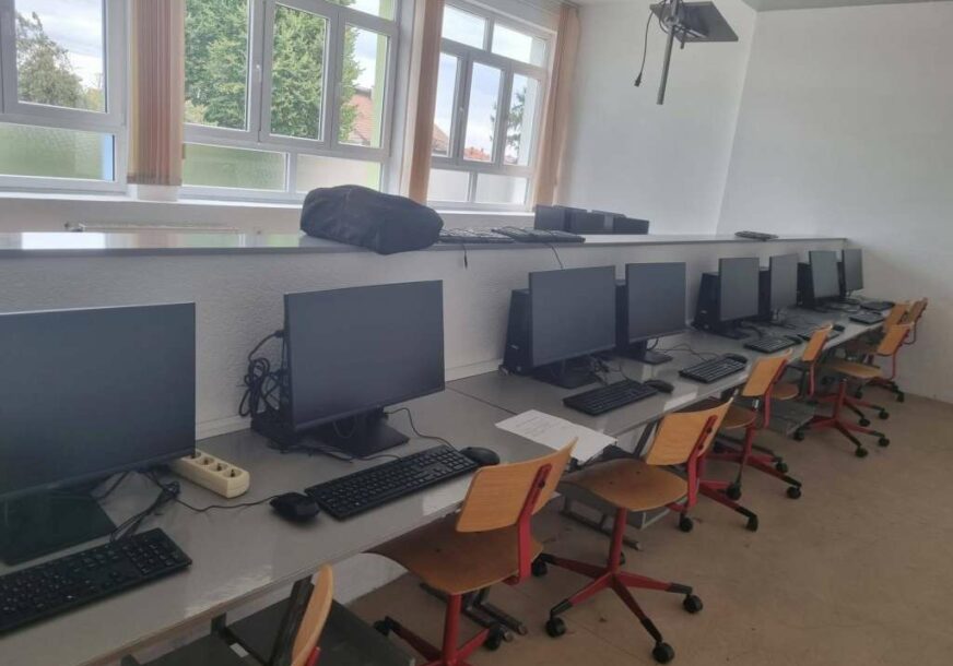 FOTO: FEDERALNO MINISTARSTVO RASELJENIH OSOBA I IZBJEGLICA