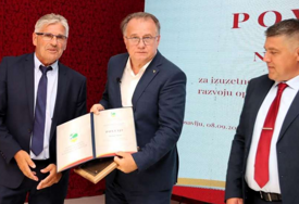 Nikšiću uručena Povelja opštine Vukosavlje