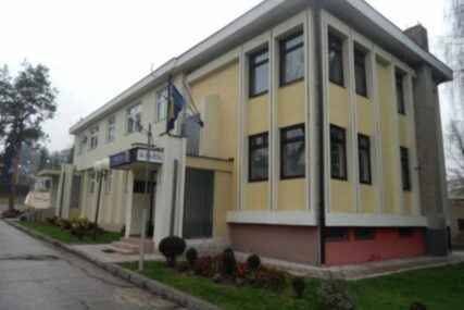 Žena iz Breze prevarena: Obećao joj medicinsku pomoć pa uzeo 7.000 KM