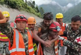 Čudo u Nepalu! Dvojica radnika hidroelektrane spašena živa iz zatrpanog tunela (VIDEO)