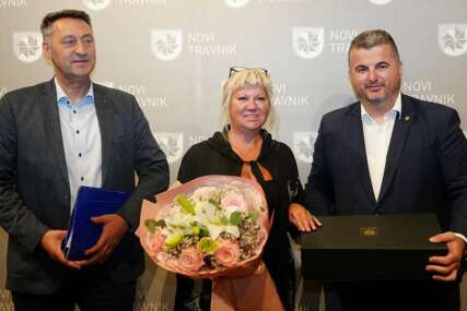 Potpisani ugovori u vrijednosti 850.000 KM: Novom Travniku pripalo 700.000