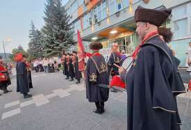 Šetnica kulture okupila brojne posjetioce uz nastup 'Kravat pukovnije' i bogat muzički program