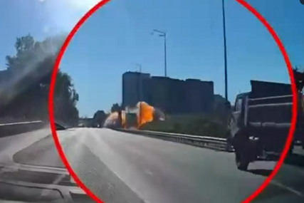 Rusi dronom pogodili benzinsku pumpu u Kijevu,  snimak svjedoka pokazuje kako izgleda ratovanje budućnosti