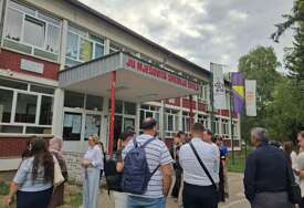 Štrajk upozorenja u srednjim školama USK, pregovori s Vladom nastavljeni