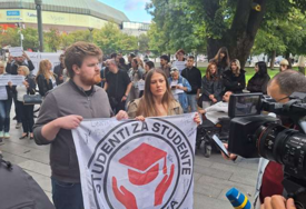 Studenti i građani Banje Luke spontano se okupili u znak podrške studentima iz Srbije