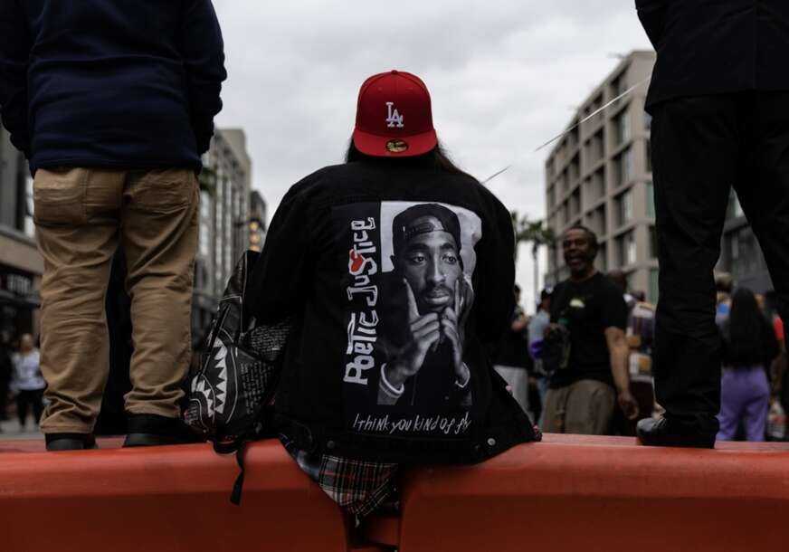 FOTO: EPA/ETIENNE LAURENT
