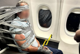 Drama na letu American Airlinesa: Muškarac izazvao incident, putnici ga savladali i zalijepili za sjedište