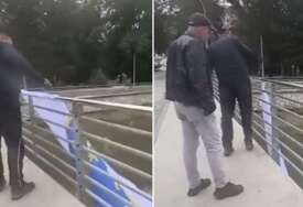 (VIDEO) Skinuta zastava s ljiljanima u Kiseljaku uoči utakmice Zmajeva