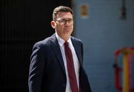 Burnham isključio mogućnost povratka slobodi kretanja u EU bez referenduma