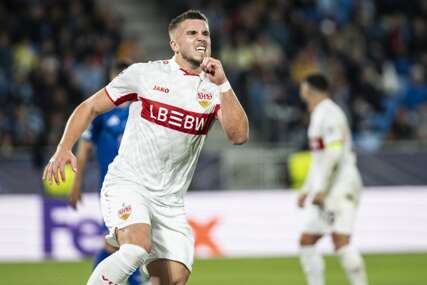 Demirović postigao gol Iz voleja za Stuttgart (VIDEO)