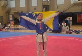 Ema Mahmutović osvojila zlatnu medalju na taekwondo turniru u Podgorici