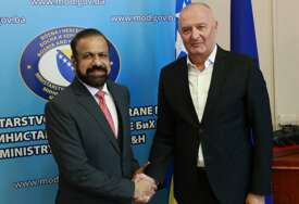 Helez s ambasadorom Pakistana u BiH razgovarao o unapređenju bilateralne saradnje u oblasti odbrane