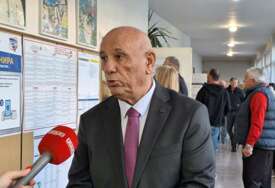 Kalaba: Na biračkim mjestima gdje je bilo kašnjenja bit će produžen rad, najduže do 22 sata