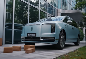 Kineski luksuzni automobil od 150.000 dolara pao na testu kočnica!? (VIDEO)