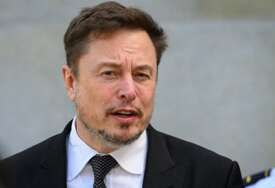Wall Street Journal: Musk naložio smanjenje obima usluga Starshielda za Ukrajinu