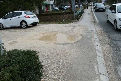 OKOM KAMERE Briga nas za divlji parking