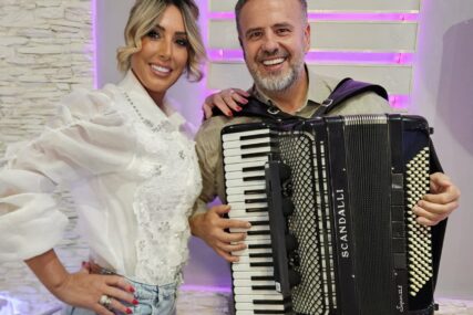 Asmira Osmančević uz maestra na harmonici Muhameda Šehića Hamića napravila veliki povratak