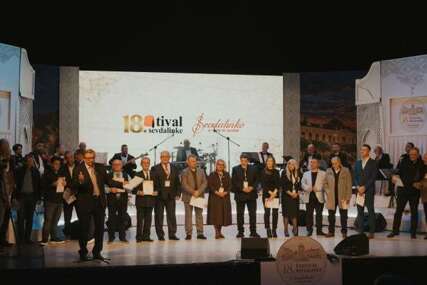 Održano takmičarsko veče 18. Festivala sevdalinke "Sevdalinko u srcu te nosim" JASMIN BUREK POBJEDNIK SA PJESMOM "MIRIS BOSNE"