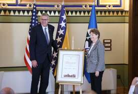 Avdić uručio priznanje senatorici Shaheen: Sarajevo pamti svoje prijatelje (VIDEO)