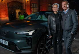 Volvo razvija automobile u kojima vozač neće morati da gleda kuda vozi