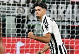 Očajni Juventus izgubio od Genoe, Alajbegović odradio poluvrijeme