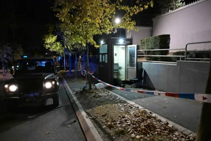 Napad ispred ambasade Izraela u Beogradu: Policajac ubio tinejdžera