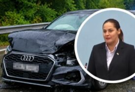 Službeni Audi koji je slupala Anja Ljubojević vrijedio 60.000 KM, sada se prodaje za 2.670 KM