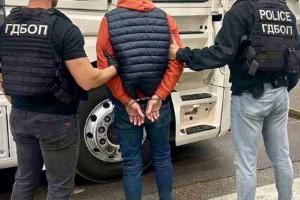 Vozač kamiona iz BiH uhapšen na granici Turske i Bugarske: Krijumčario 12 kg kokaina vrijednosti 1,16 miliona eura! (FOTO)