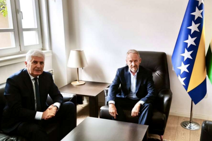 Čović s Izetbegovićem razgovarao o uspostavi vlasti i prirotetima rada