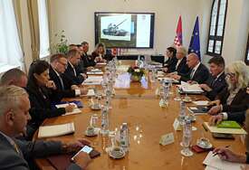Hrvatska ostaje pri zahtjevu za povratom broda Jadran od Crne Gore