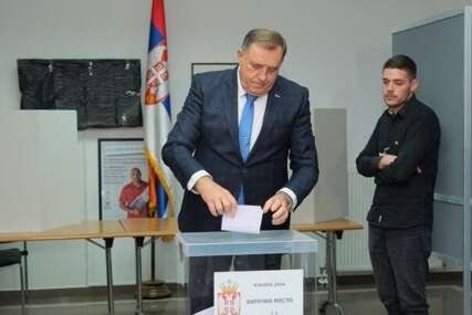Dodik nakon glasanja: Svi u RS treba da imaju automatsko dvojno državljanstvo