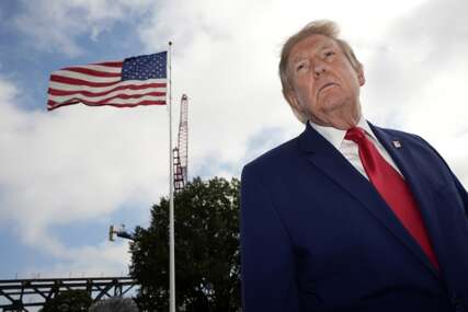 Donald Trump priznao da se šminka