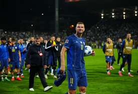 UEFA odala priznanje Džeki nakon posljednjeg meča za BiH