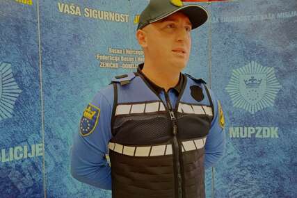 MUP ZDK dobio 182 nova policajca, Elvedin Smajić iz Kaknja 'Zlatni kadet' 57. generacije