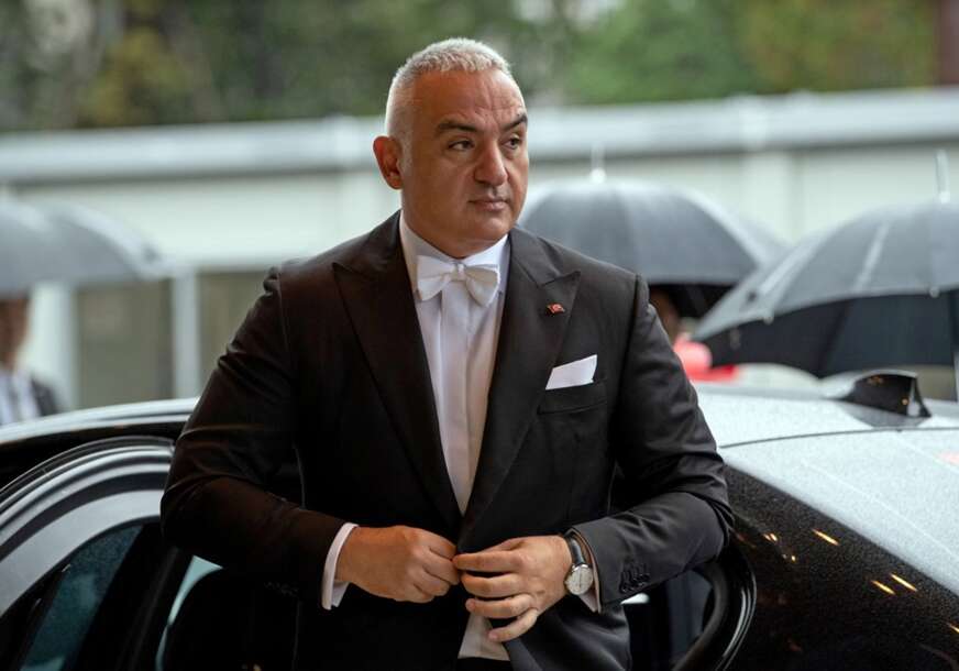 FOTO: EPA/CARL COURT / POOL