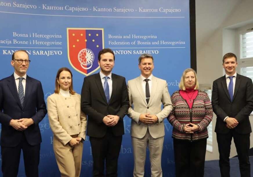 FOTO: SLUŽBA ZA PROTOKOL I ODNOSE S JAVNOŠĆU KS
