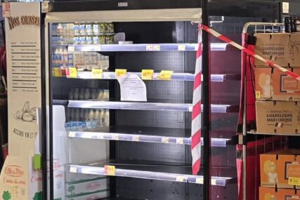 PSIHIČKI BOLESNICI Hakeri pregrijali frižidere u marketima, tone hrane uništene!