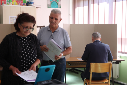 Do 14 sati na izborima u BiH glasalo 20,6 posto birača