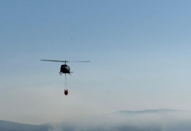 Požar na Čvrsnici i dalje aktivan, na požarištu djelovao i helikopter OS BiH