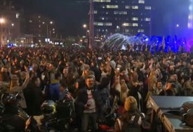 Pogledajte masovno slavlje u Srbiji nakon pobjede Studentske liste